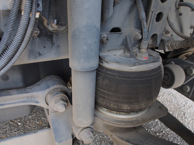 三菱ふそう スーパーグレート ウイング車 大型 BDG-FS55JZ 年式 H19[写真30]