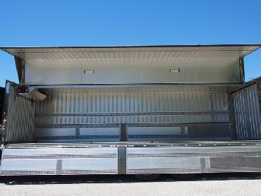 日野 グランドプロフィア 冷凍ウイング 大型 BKG-FR1EZYJ 年式 H22 [写真11]