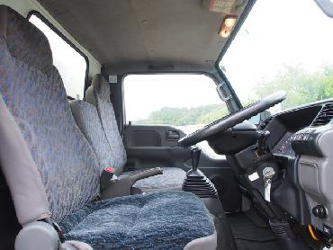 いすゞ エルフ バン車 小型 KR-NKR81LAV 年式 H16 [写真13]