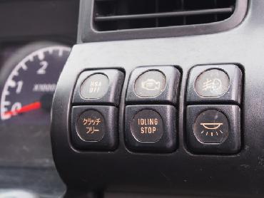 いすゞ エルフ バン車 小型 KR-NKR81LAV 年式 H16 [写真17]