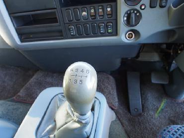 三菱ふそう ファイター ウイング車 中型 PDG-FK64F 年式 H22 [写真18]