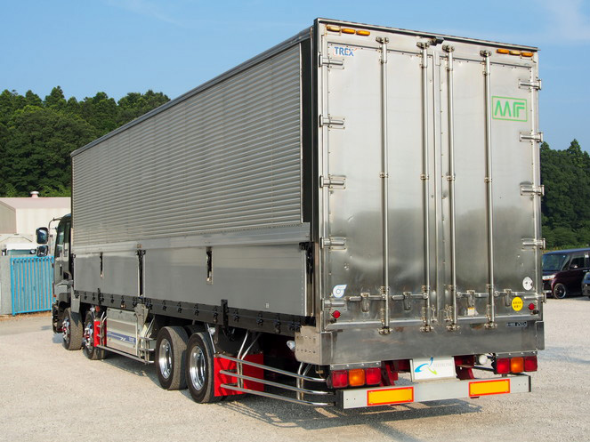 いすゞ ギガ 冷凍ウイング 大型 PJ-CYJ51W5 年式 H17[写真05]