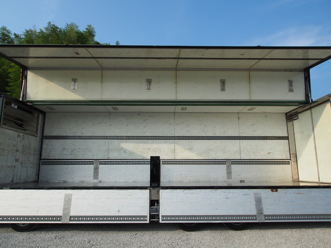 いすゞ ギガ 冷凍ウイング 大型 PJ-CYJ51W5 年式 H17[写真14]