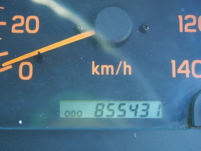 いすゞ ギガ 冷凍ウイング 大型 PJ-CYJ51W5 年式 H17[写真32]