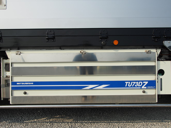 いすゞ ギガ 冷凍ウイング 大型 PJ-CYJ51W5 年式 H17[写真34]