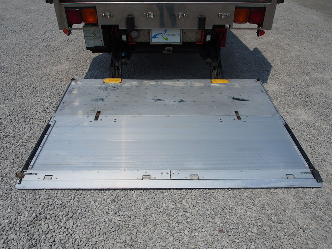 三菱ふそう ファイター 冷凍ウイング 中型 PA-FK61F 年式 H18[写真25]