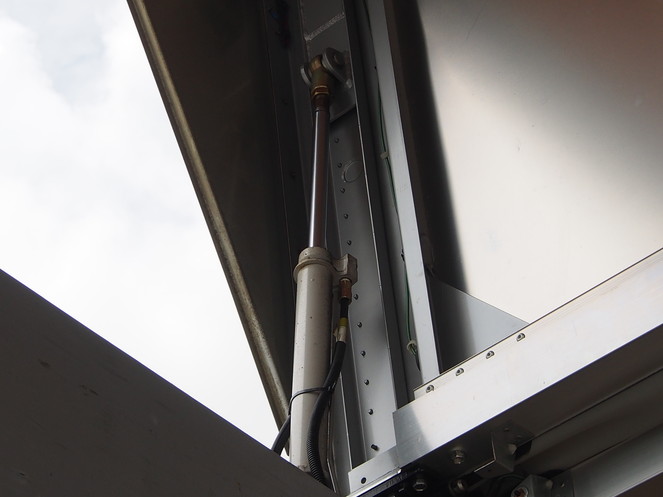 日野 レンジャー ウイング車 中型 BDG-FD8JLWG 年式 H18[写真18]