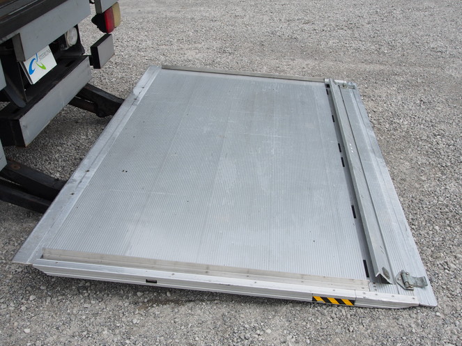 日野 レンジャー ウイング車 中型 BDG-FD8JLWG 年式 H18[写真22]