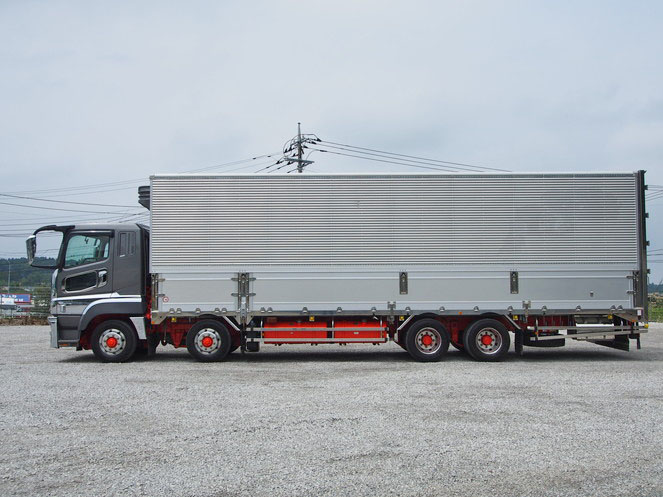 三菱ふそう スーパーグレート 冷凍ウイング 大型 QKG-FS55VZ 年式 H25[写真09]