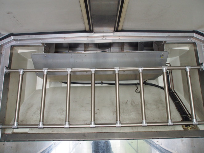 三菱ふそう スーパーグレート 冷凍ウイング 大型 KL-FU54JUZ 年式 H15[写真15]