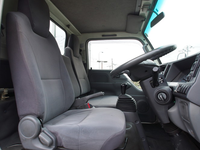 いすゞ エルフ 平ボディ 小型 BKG-NJR85A 年式 H22[写真15]