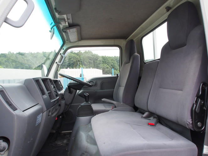 いすゞ エルフ 平ボディ 小型 BKG-NJR85A 年式 H22[写真17]