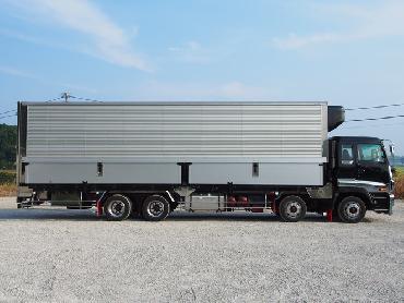 いすゞ ギガ 冷凍ウイング 大型 PJ-CYJ51W5 年式 H17 [写真08]