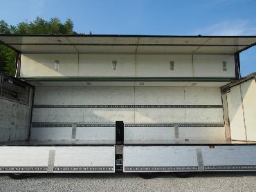 いすゞ ギガ 冷凍ウイング 大型 PJ-CYJ51W5 年式 H17 [写真14]