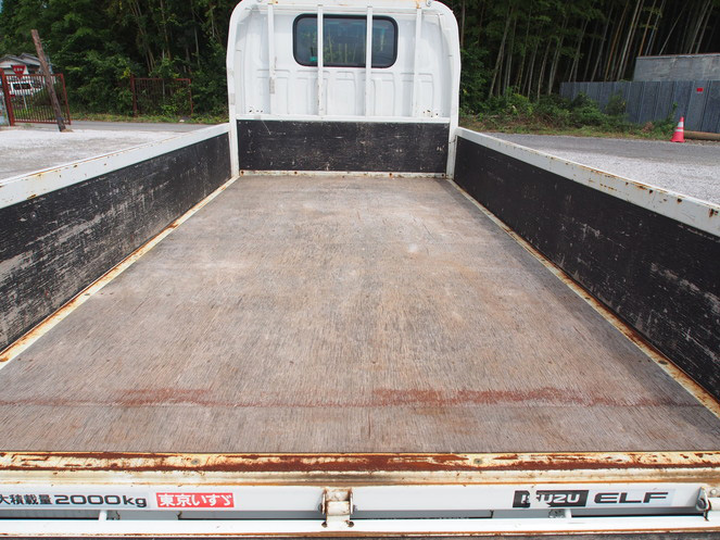 いすゞ エルフ 平ボディ 小型 BKG-NJR85A 年式 H22[写真14]