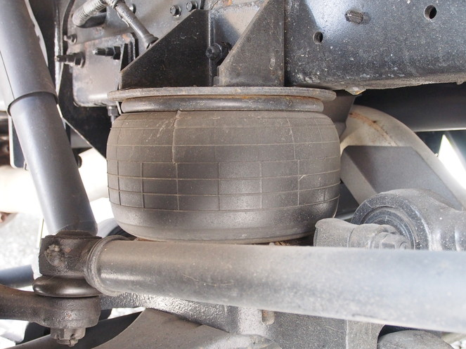 日野 プロフィア 平ボディ 大型 BDG-FW1EXYJ 年式 H20[写真27]