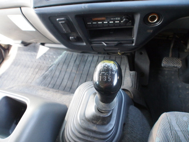 いすゞ フォワード 平ボディ 中型 PA-FRR34L4 年式 H17[写真15]