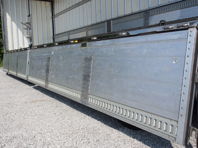 三菱ふそう スーパーグレート 冷凍ウイング 大型 KL-FS54JVZ 年式 H16[写真16]