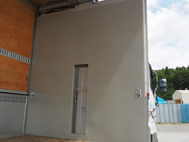 UDトラックス クオン ウイング車 大型 PKG-CG4ZA 年式 H21[写真16]