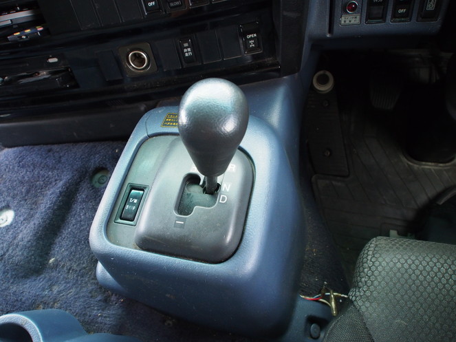 日野 プロフィア ウイング車 大型 BKG-FW1EXYG 年式 H19[写真25]