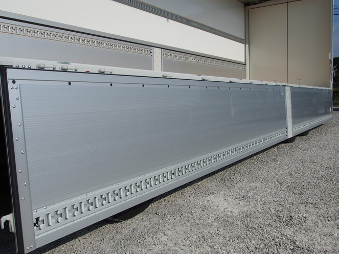 三菱ふそう スーパーグレート ウイング車 大型 QPG-FS64VZ 年式 H27[写真16]