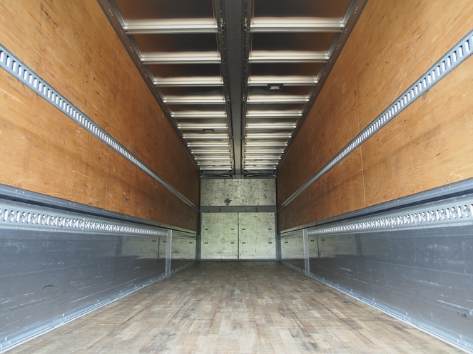 いすゞ ギガ ウイング車 大型 LKG-CYJ77A 年式 H23[写真22]