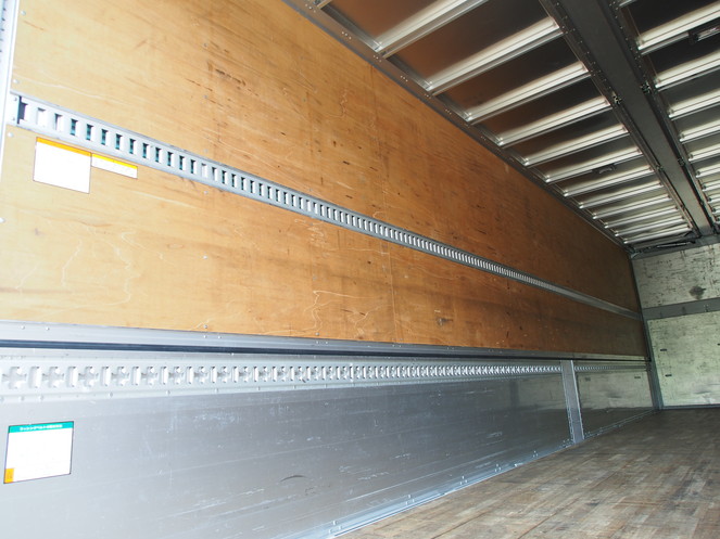 いすゞ ギガ ウイング車 大型 LKG-CYJ77A 年式 H23[写真23]