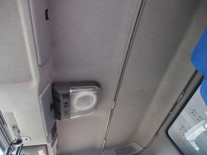 いすゞ ギガ ウイング車 大型 LKG-CYJ77A 年式 H23[写真28]