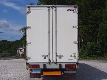 UDトラックス クオン ウイング車 大型 PKG-CG4ZA 年式 H21 [写真10]