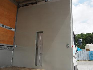 UDトラックス クオン ウイング車 大型 PKG-CG4ZA 年式 H21 [写真16]