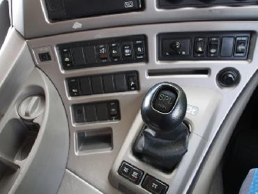 UDトラックス クオン ウイング車 大型 PKG-CG4ZA 年式 H21 [写真26]