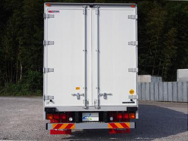 三菱ふそう スーパーグレート ウイング車 大型 QPG-FS64VZ 年式 H27 [写真06]