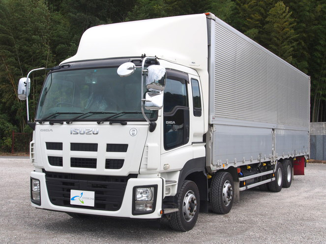 いすゞ ギガ ウイング車 大型 LKG-CYJ77A 年式 H23[写真04]