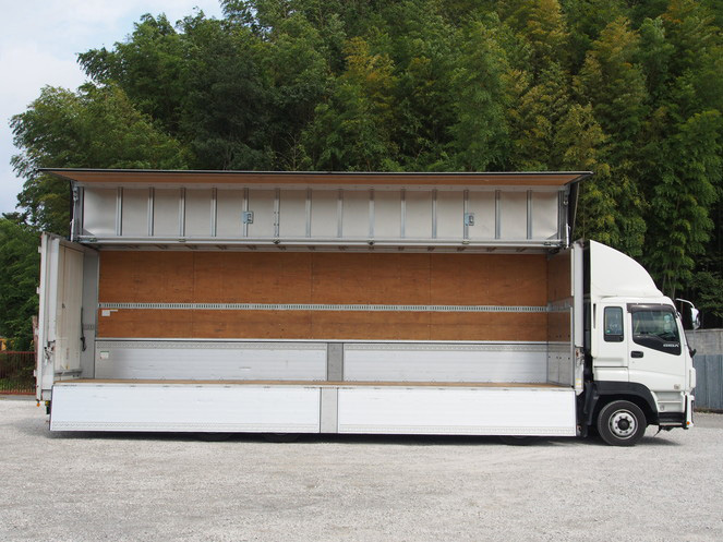 いすゞ ギガ ウイング車 大型 LKG-CYJ77A 年式 H23[写真06]