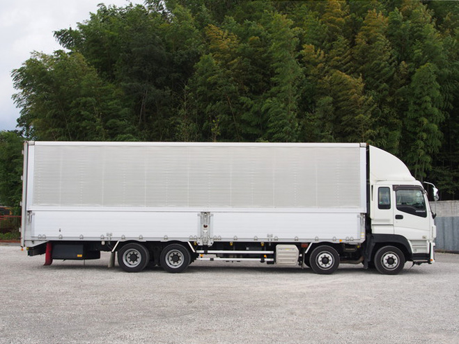 いすゞ ギガ ウイング車 大型 LKG-CYJ77A 年式 H23[写真05]