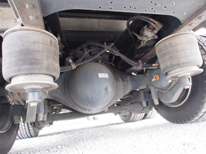 いすゞ ギガ ウイング車 大型 LKG-CYJ77A 年式 H23[写真38]