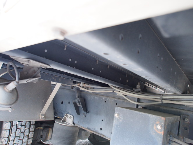 いすゞ ギガ ウイング車 大型 LKG-CYJ77A 年式 H23[写真37]