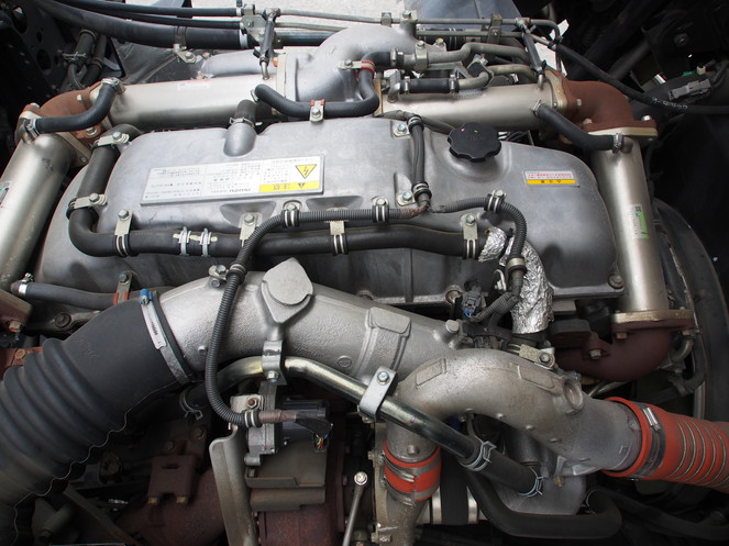 いすゞ ギガ ウイング車 大型 LKG-CYJ77A 年式 H23[写真34]