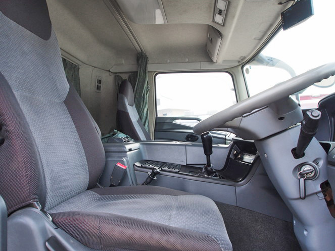 三菱ふそう スーパーグレート 冷凍バン 大型 BDG-FU54JZ 年式 H21[写真17]