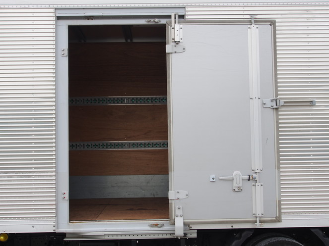 いすゞ エルフ バン車 小型 SKG-NMR85AN 年式 H23[写真13]