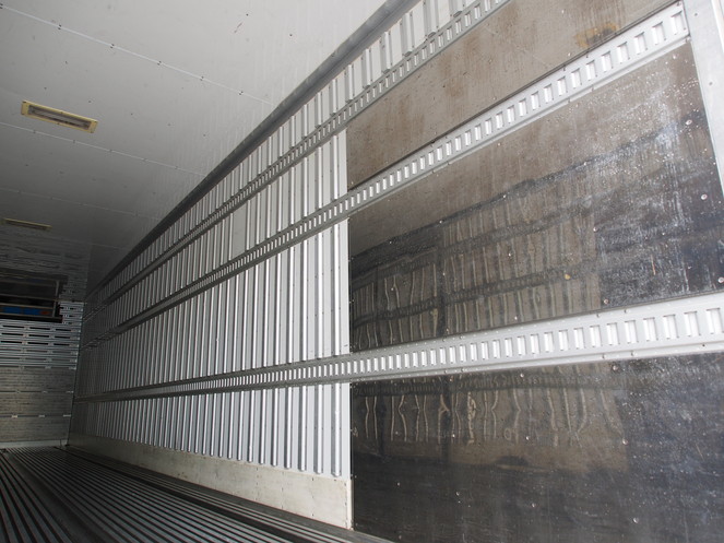 三菱ふそう スーパーグレート 冷凍バン 大型 BDG-FU54JZ 年式 H21[写真15]