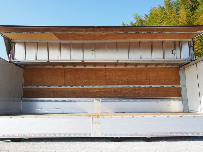 UDトラックス クオン ウイング車 大型 PKG-CG4ZA 年式 H21[写真12]