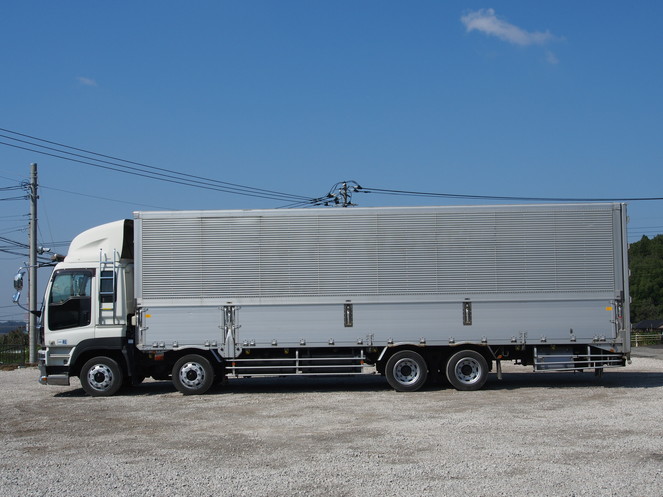 いすゞ ギガ ウイング車 大型 PKG-CYJ77W8 年式 H22[写真07]