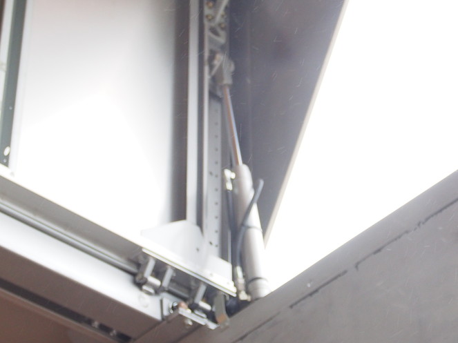 いすゞ ギガ ウイング車 大型 PKG-CYJ77W8 年式 H22[写真19]