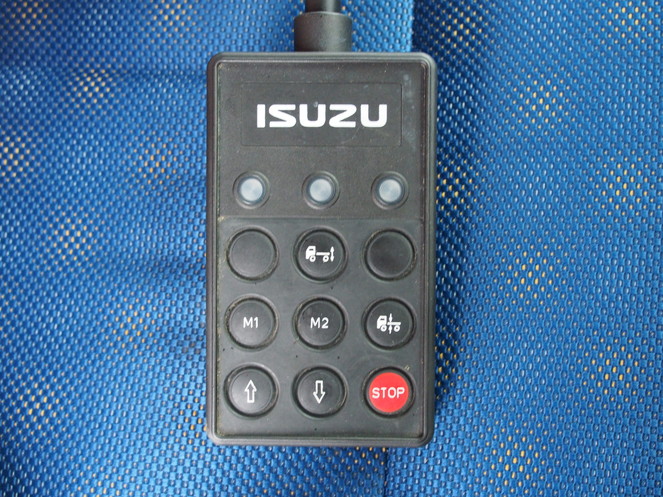 いすゞ ギガ ウイング車 大型 PKG-CYJ77W8 年式 H22[写真27]