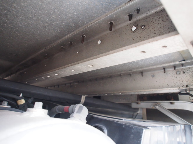 いすゞ ギガ ウイング車 大型 PKG-CYJ77W8 年式 H22[写真30]