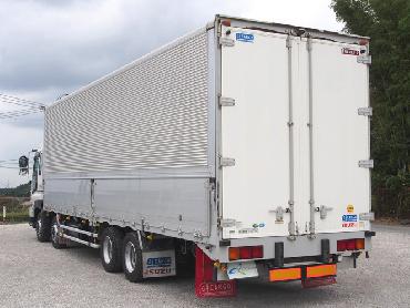 いすゞ ギガ ウイング車 大型 LKG-CYJ77A 年式 H23 [写真09]