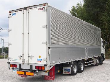 いすゞ ギガ ウイング車 大型 LKG-CYJ77A 年式 H23 [写真11]