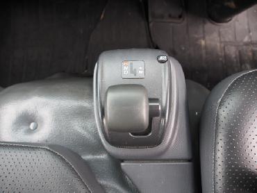 いすゞ エルフ バン車 小型 SKG-NMR85AN 年式 H23 [写真19]