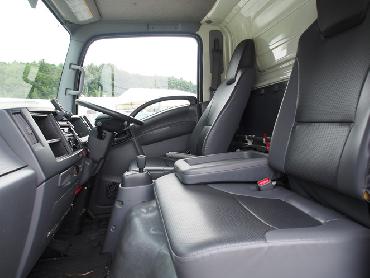 いすゞ エルフ バン車 小型 SKG-NMR85AN 年式 H23 [写真20]